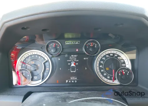 2019 Ram 1500 Classic Warlock 4X2 6'4 Box из США, поврежденный, VIN 1C6RR6GG0KS616444